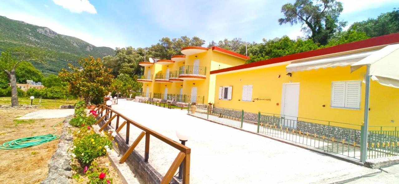 Villa Perkemes Apartments Parga Exterior photo