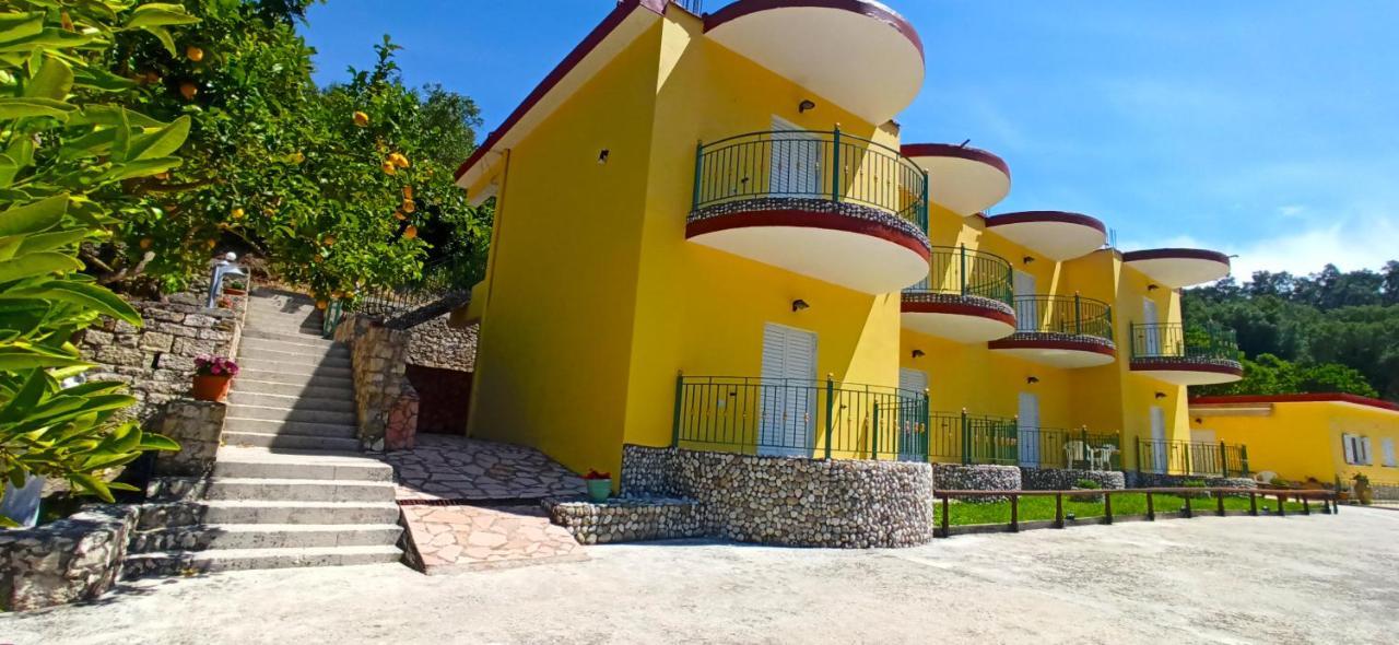 Villa Perkemes Apartments Parga Exterior photo