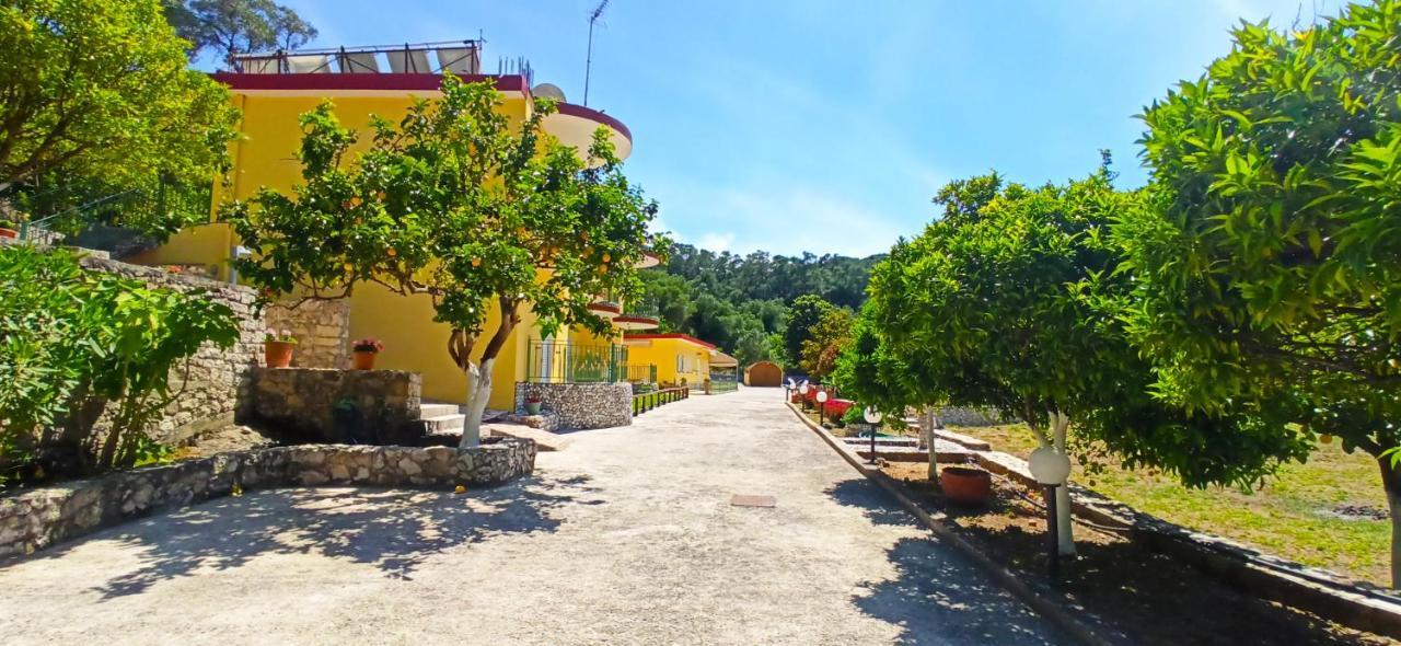 Villa Perkemes Apartments Parga Exterior photo