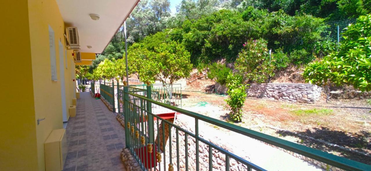 Villa Perkemes Apartments Parga Exterior photo
