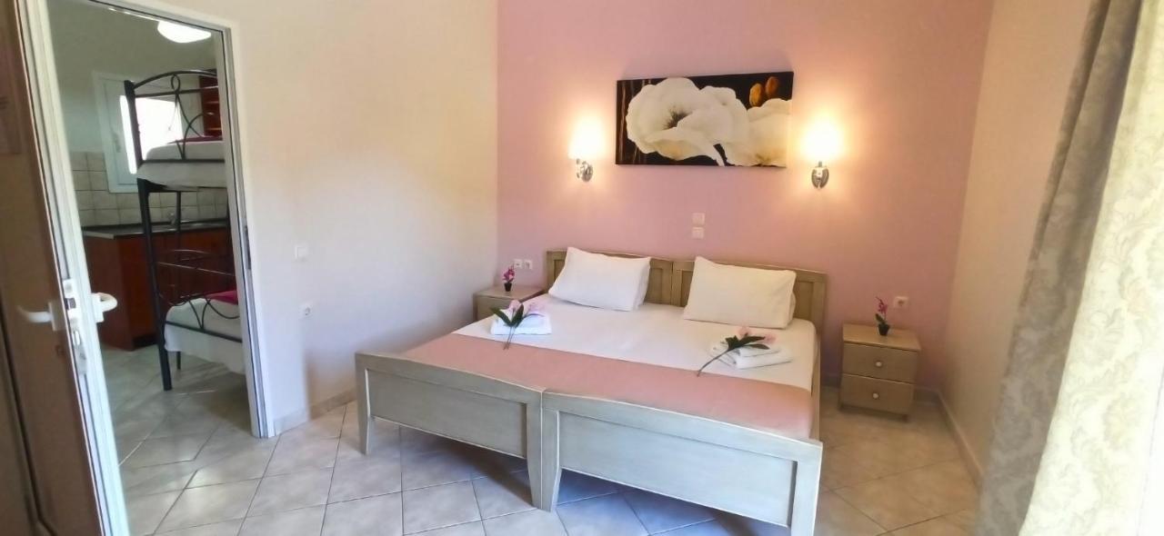 Villa Perkemes Apartments Parga Exterior photo